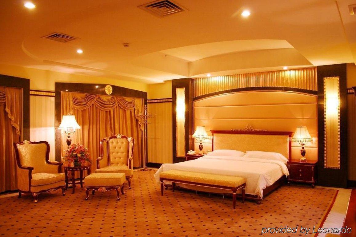 Century Palace Hotel Huizhou  Pokój zdjęcie